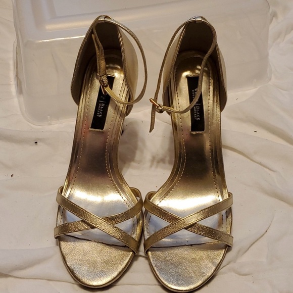 White House Black Market Gold High Heels - Picture 10 of 10